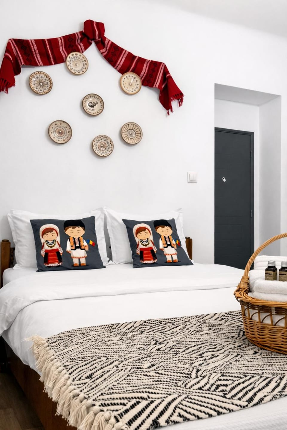Central Bucharest Romanian Spirit Apartment in Bucharest