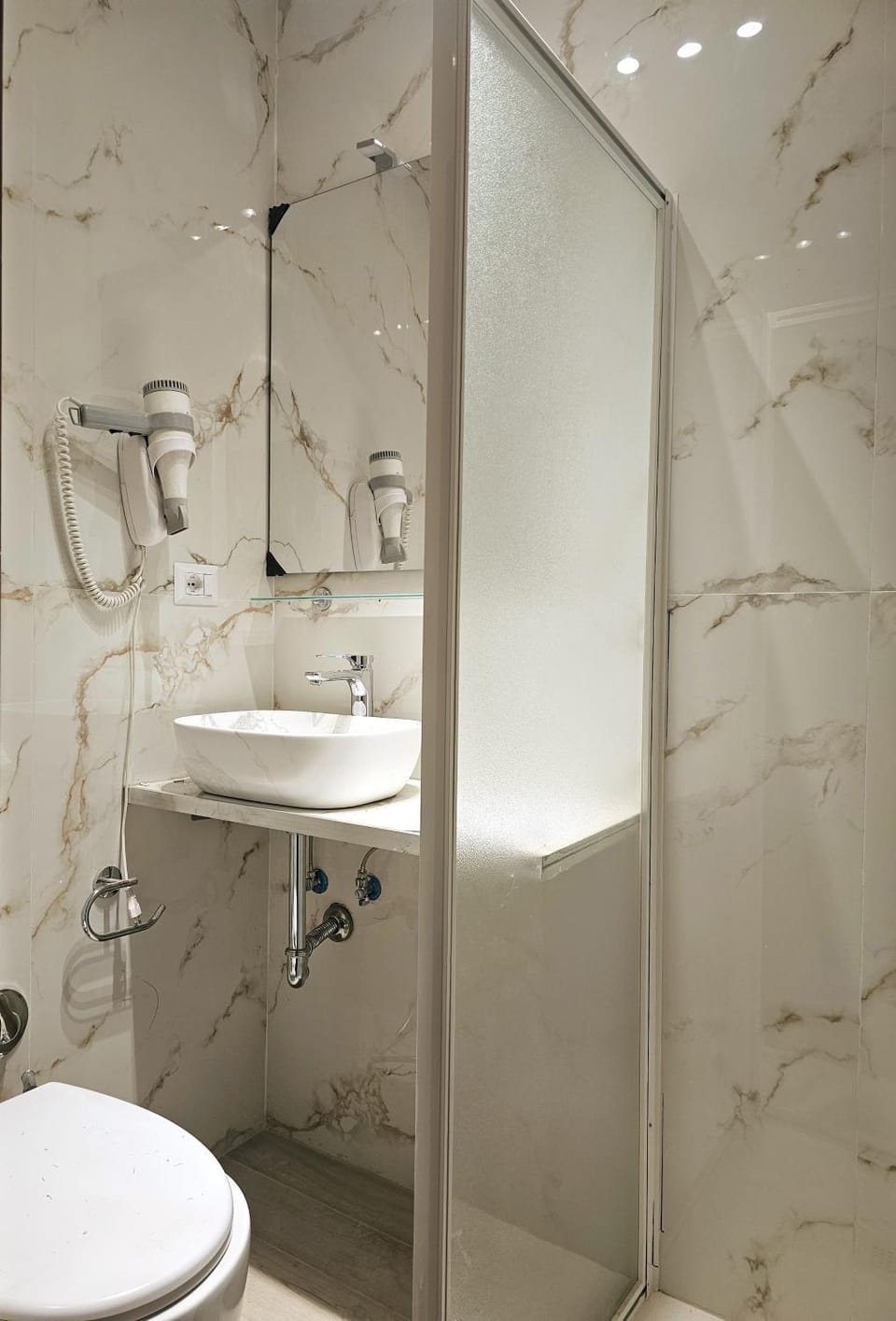 Shower, Toilet, Bathroom