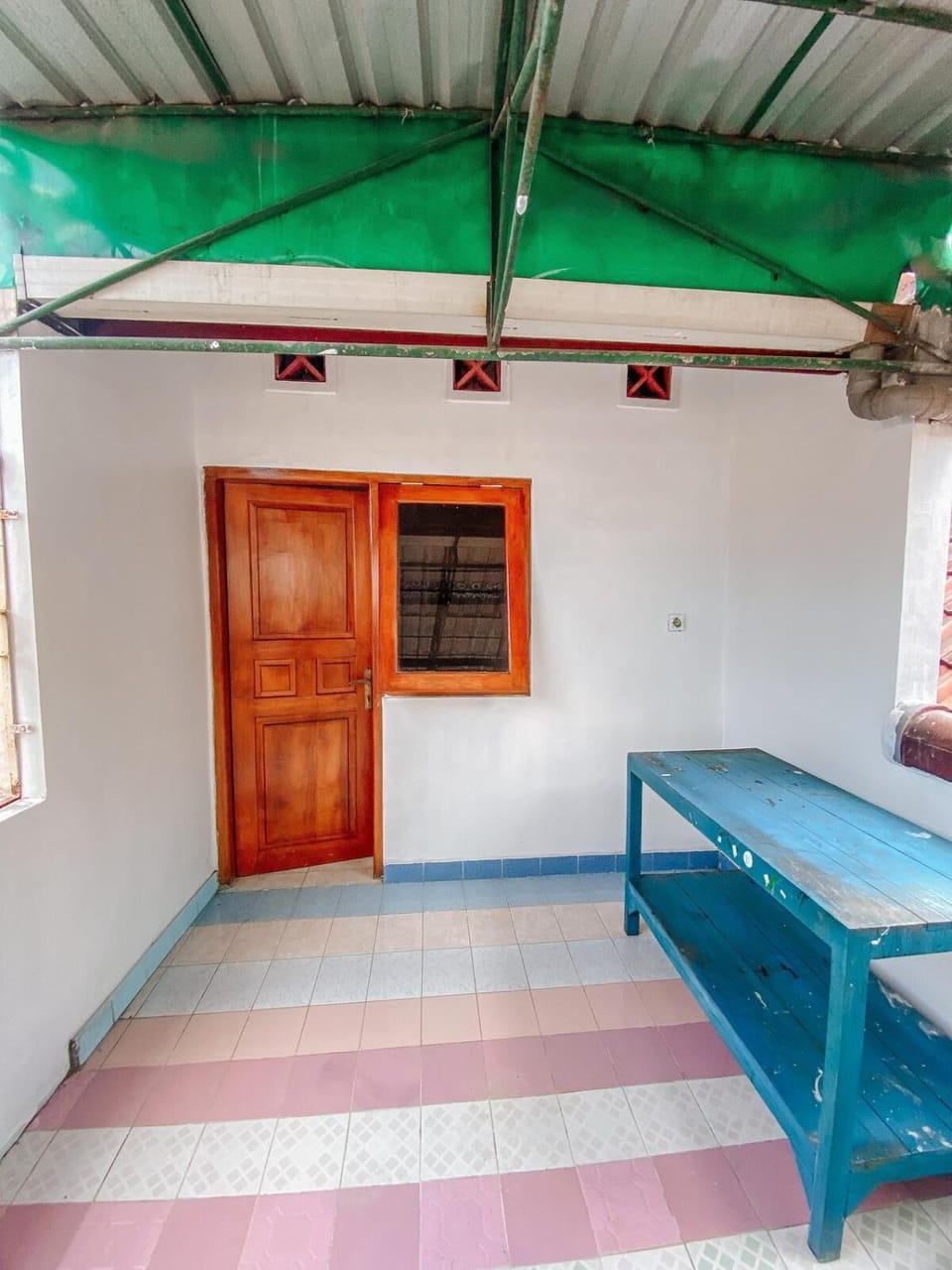 Patio, Bedroom, bunk bed
