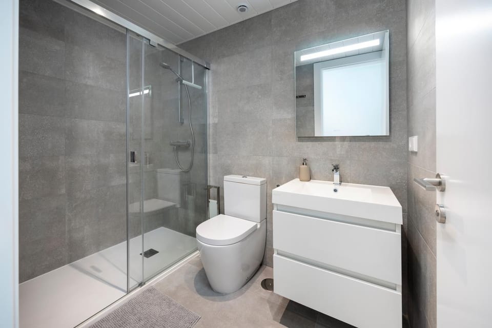 Bathroom, Living room