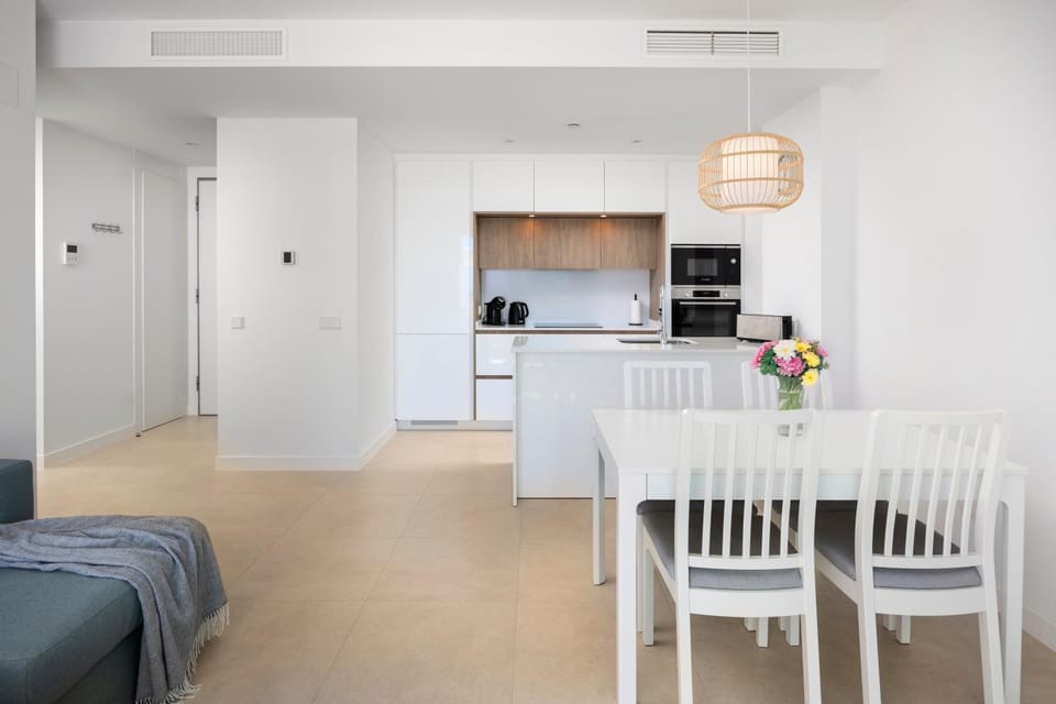 Property building, Kitchen or kitchenette, Living room