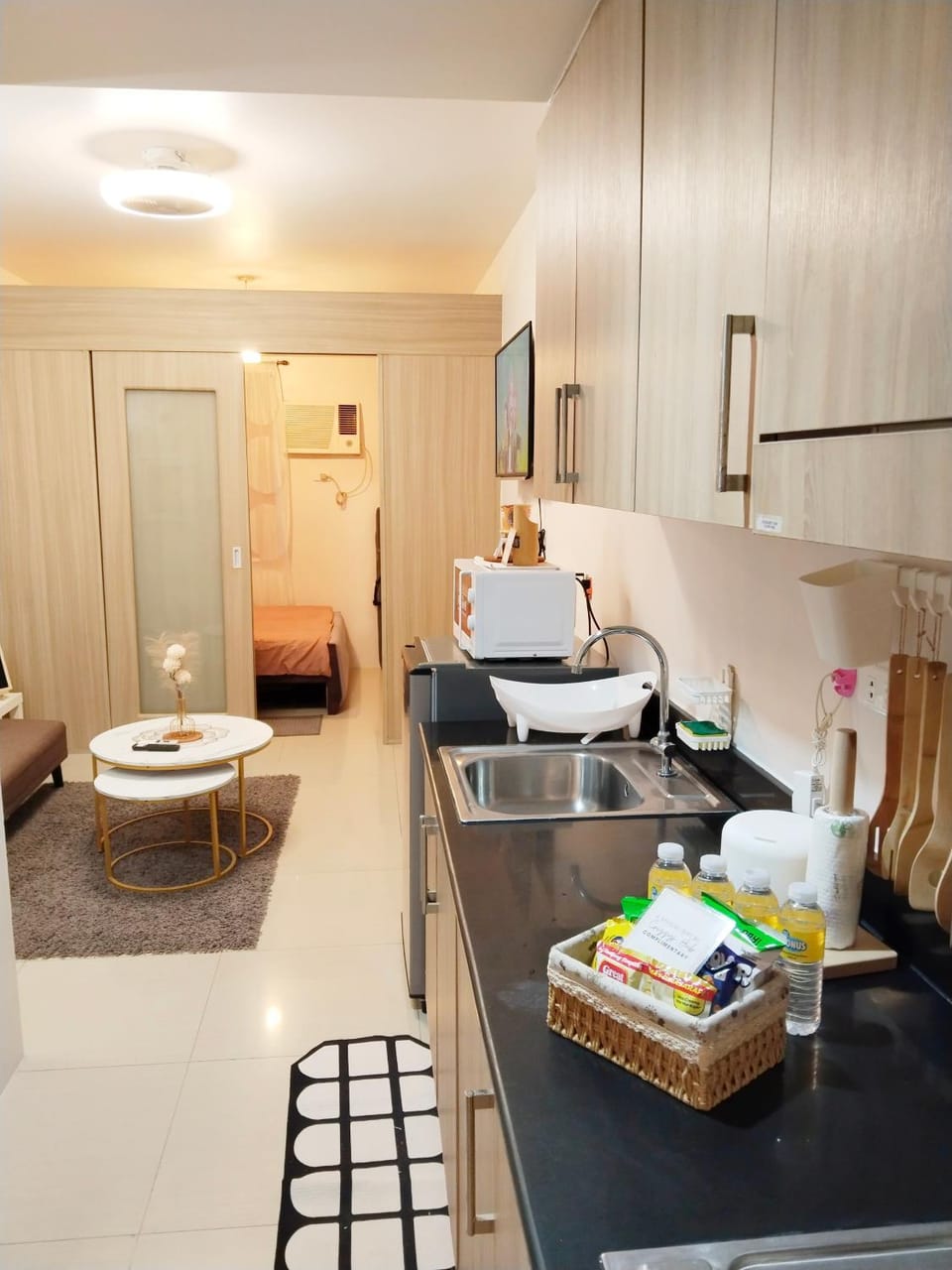 Crizzy's Hub Gabrielle at Shore Residences Apartment in Pasay