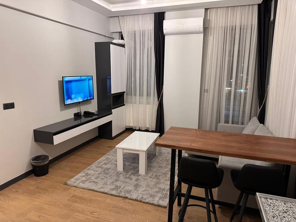 TV and multimedia, Living room, Seating area