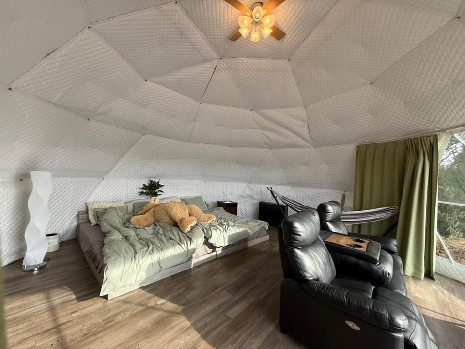 熊本グランピング りぞてぃあら Luxury tent in Fukuoka Prefecture