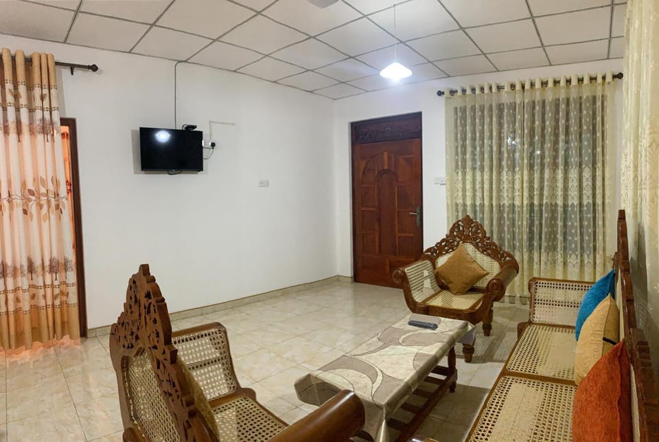 Communal lounge/ TV room, Seating area