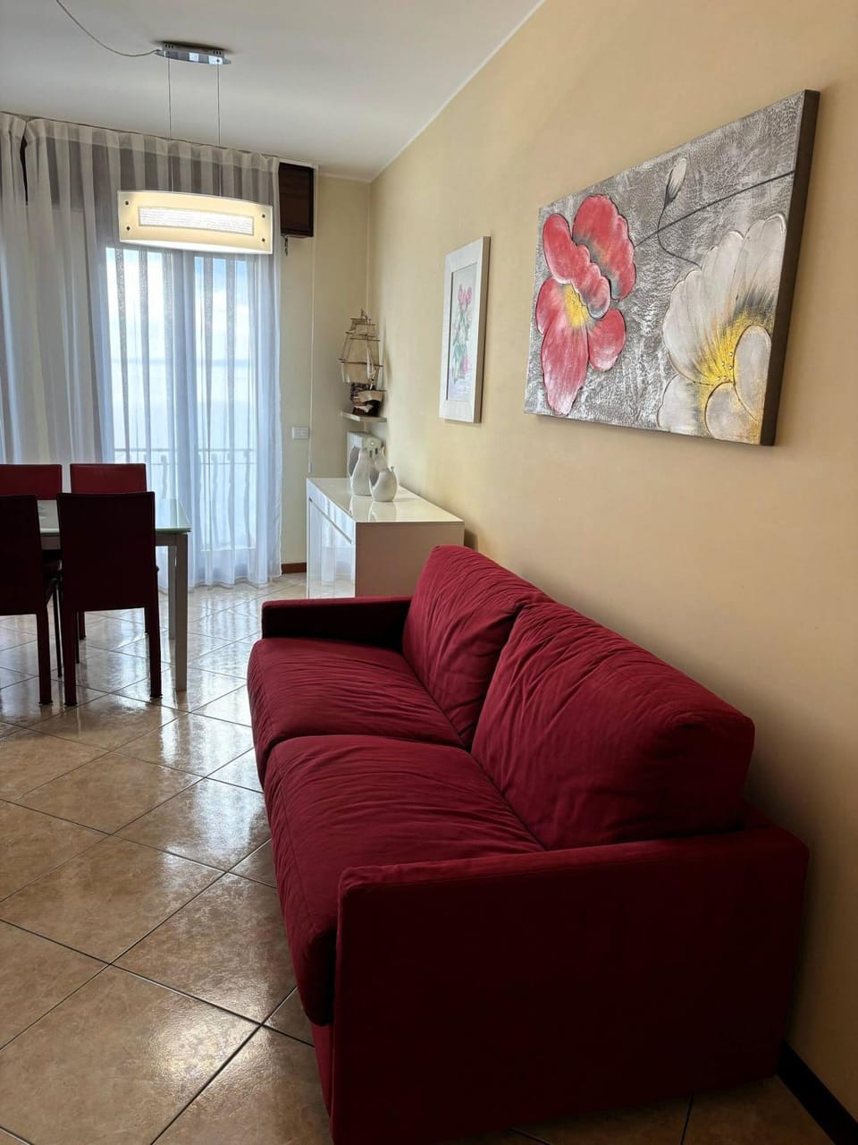 Communal lounge/ TV room, Living room