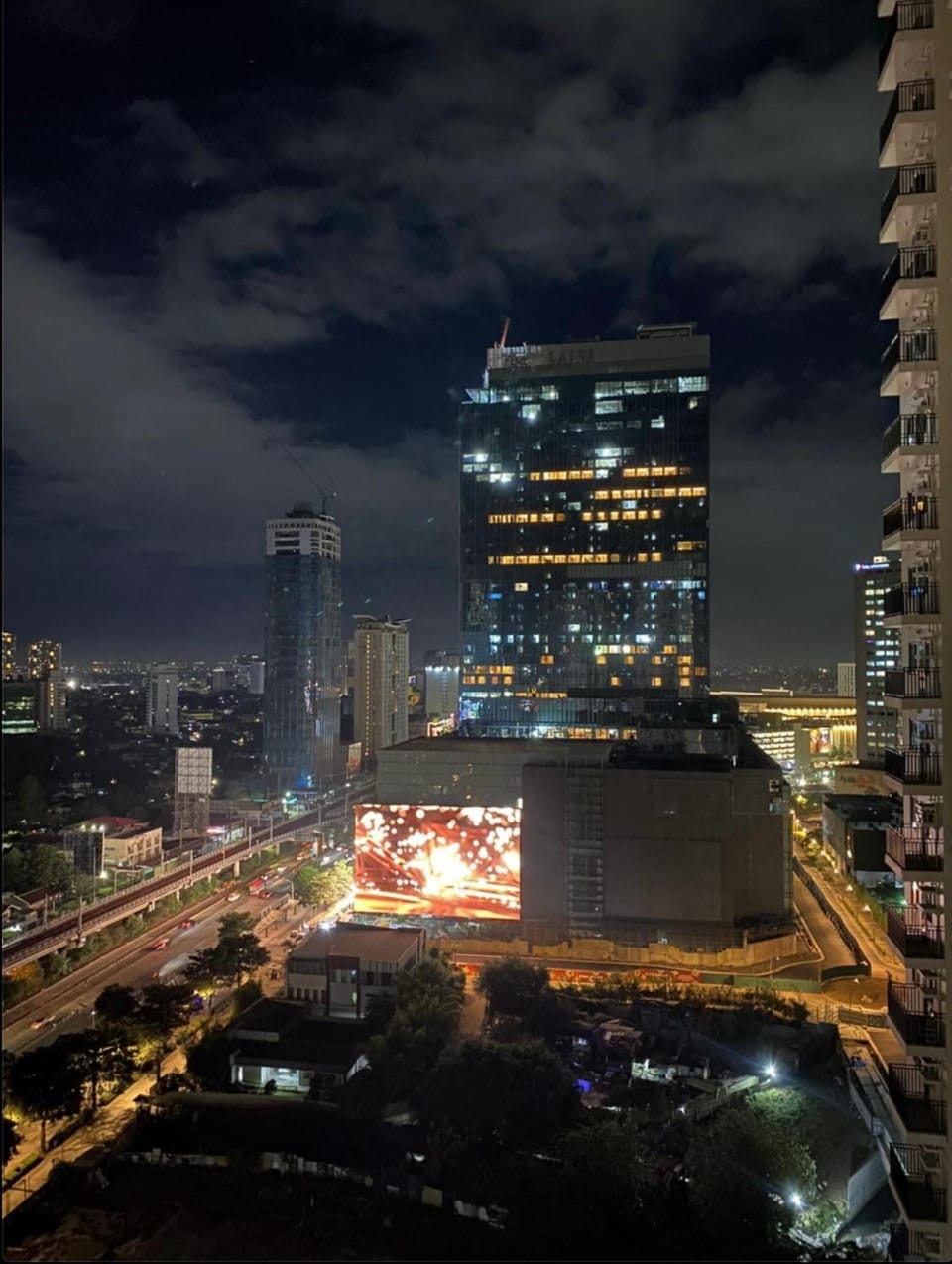 Cozy Studio Unit beside Solaire North Apartment in Quezon City