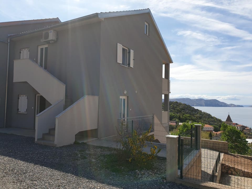 Property building, Sea view