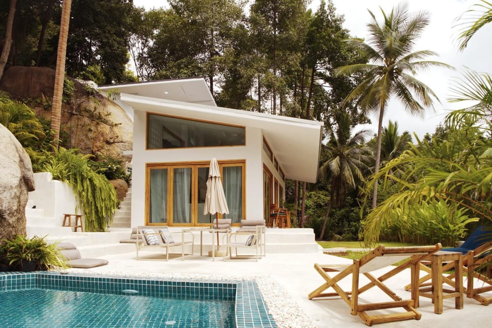 Patio, Day, Pool view, Swimming pool, sunbed