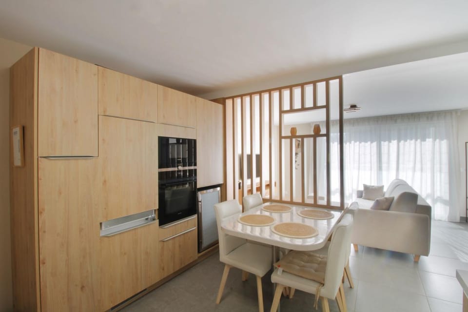 New T3 with air conditioning 2 steps from the lake Apartment in Aix-les-Bains