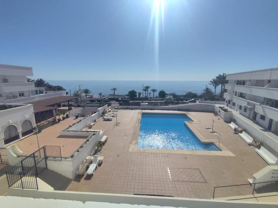 Day, Natural landscape, Pool view, Sea view, Swimming pool, sunbed