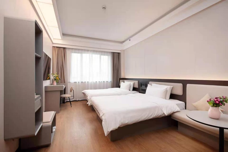 Living room, Photo of the whole room