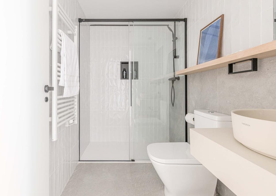 Shower, Bathroom