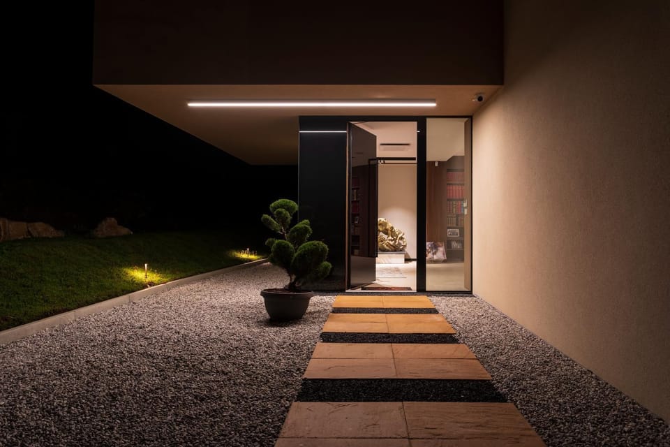 Facade/entrance, Night, Garden view