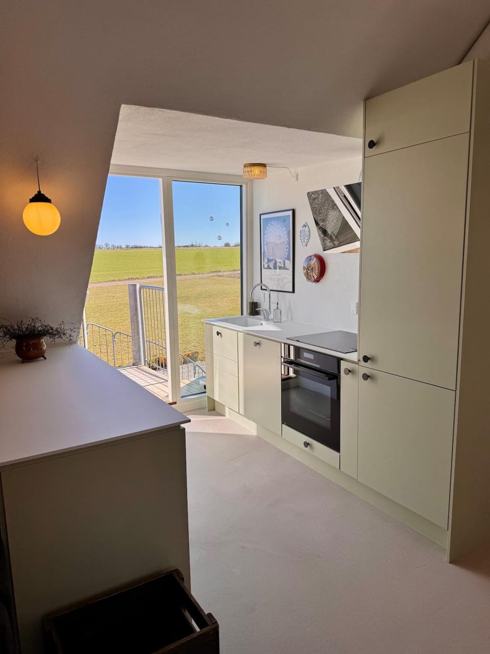 Kitchen or kitchenette, oven, stove