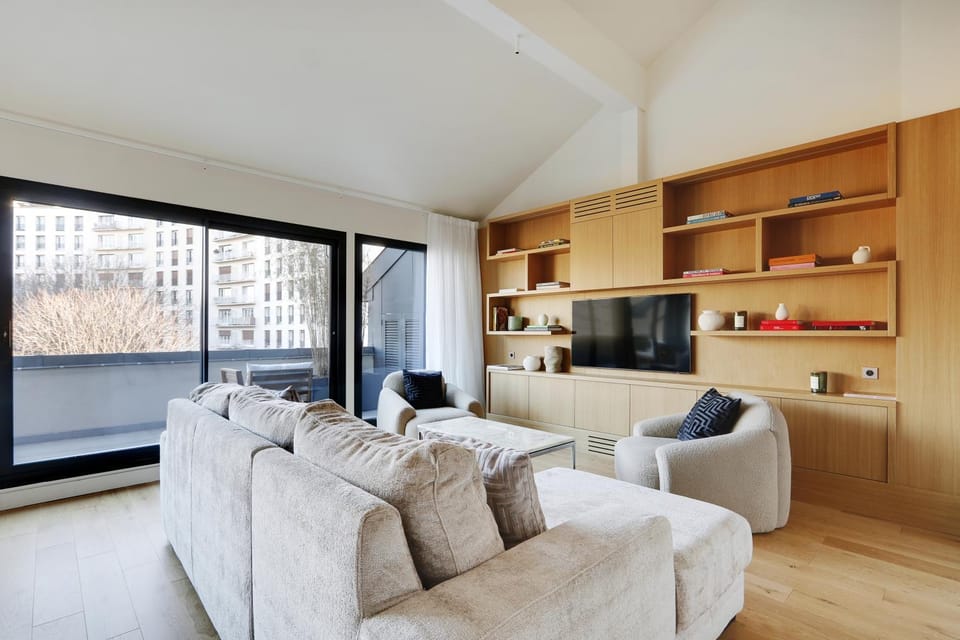 TV and multimedia, Living room, Seating area