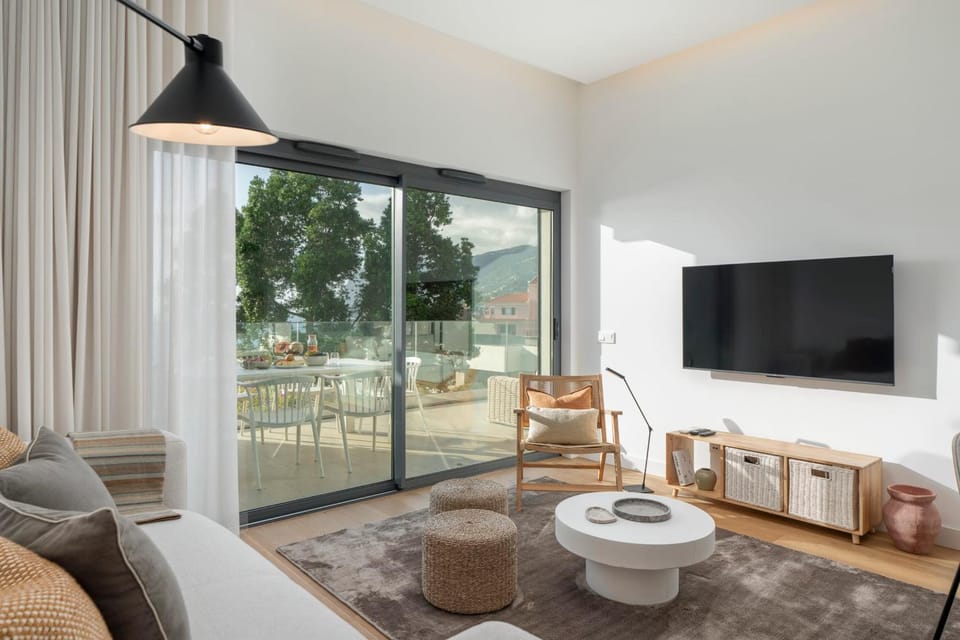 TV and multimedia, Living room, Seating area
