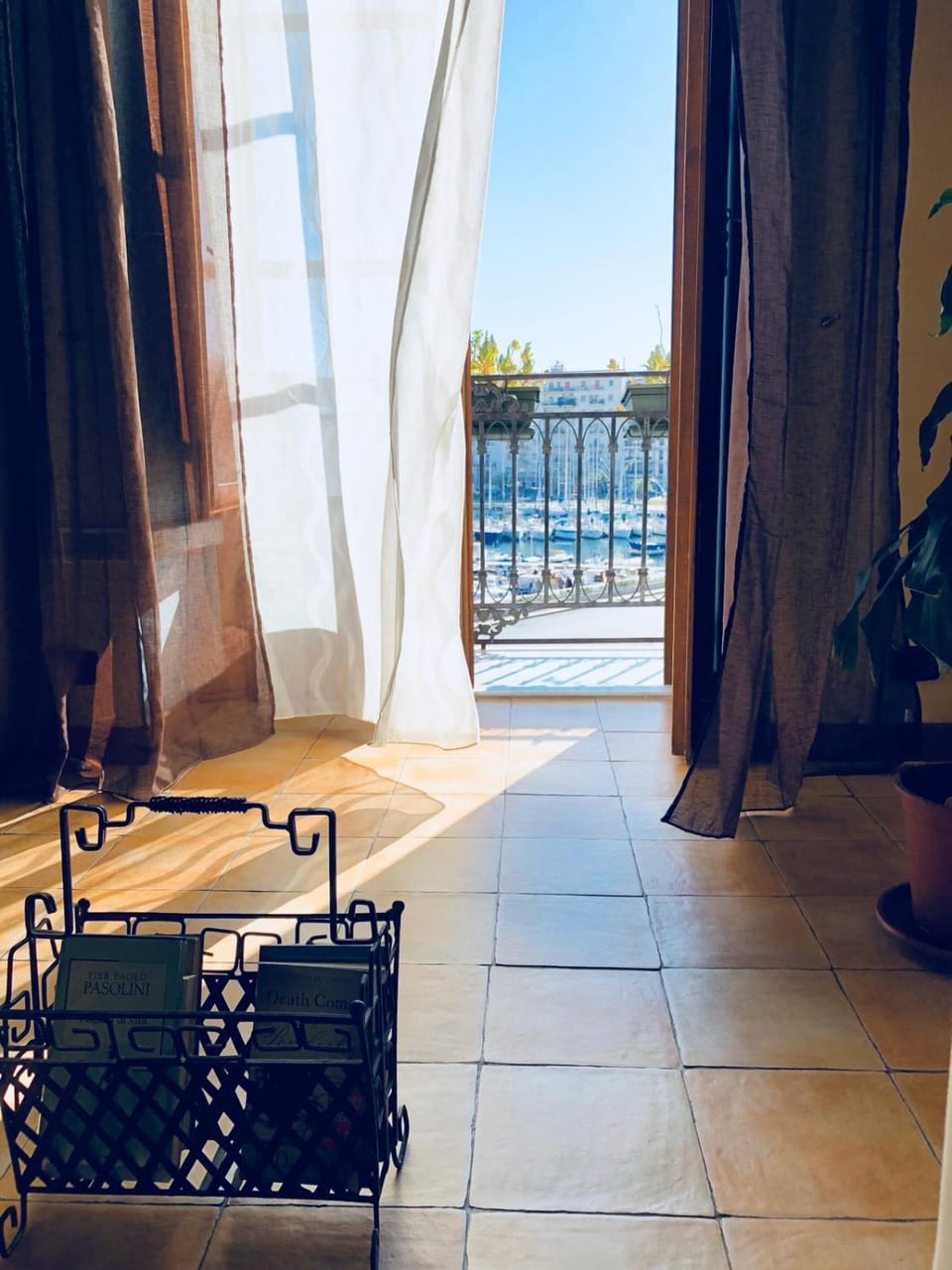 Vela House charming front of sea Apartment in Palermo