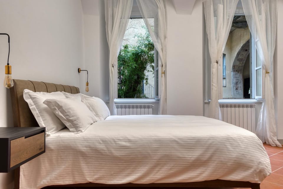 Day, Garden, Bedroom