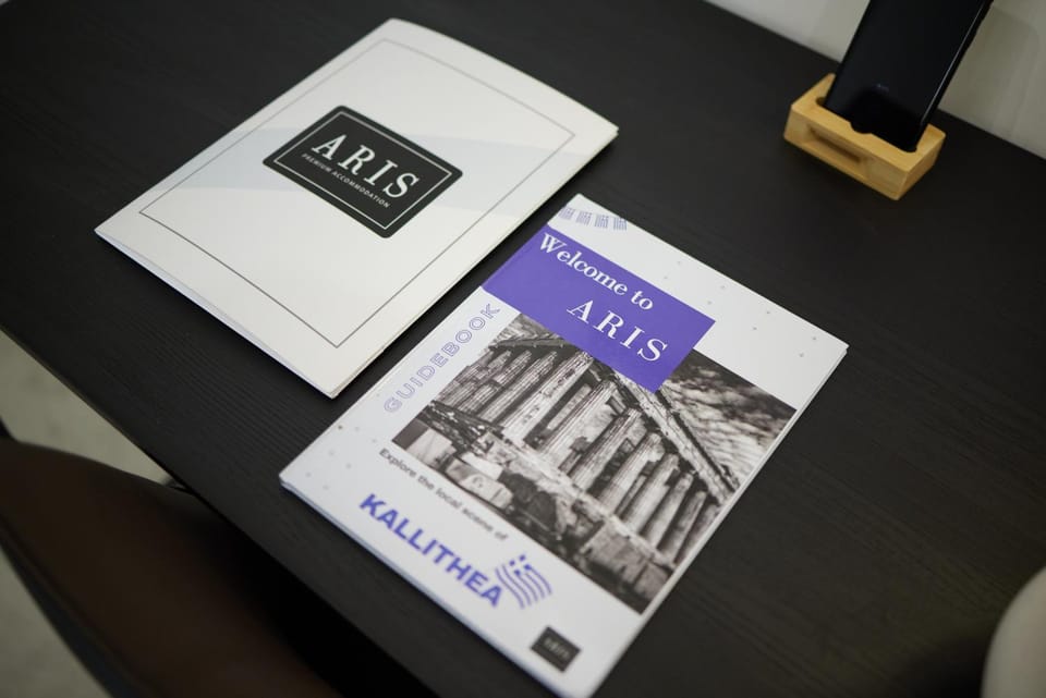 Property logo or sign, Logo/Certificate/Sign, Text overlay