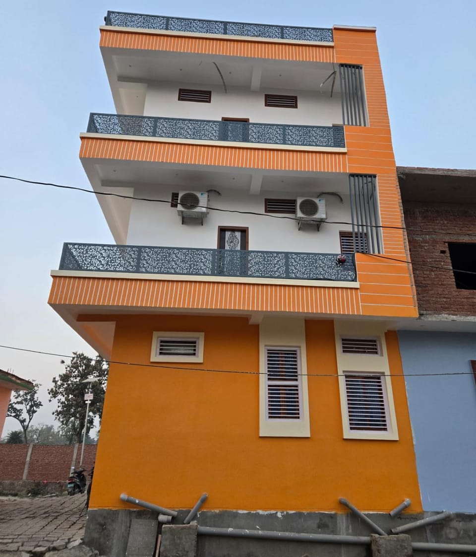 Anmol Kothi Yatri Niwas Vacation rental in Uttar Pradesh