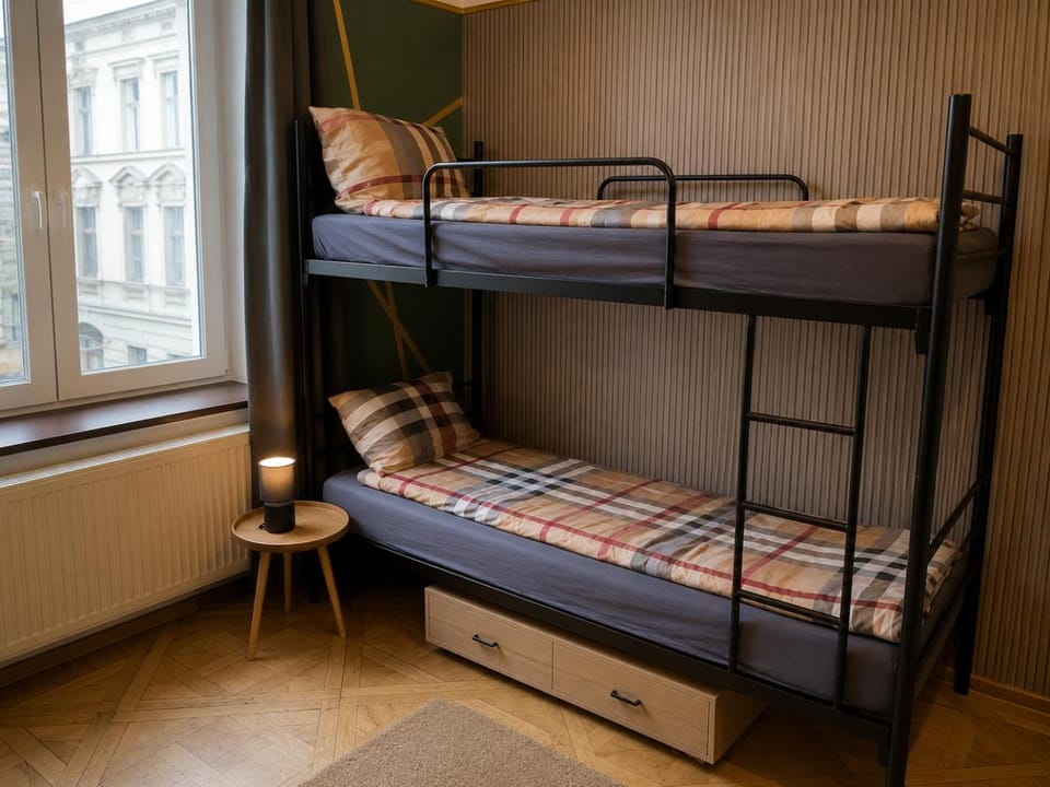 Hostel Uno-Only Women!No Alkohol! Age Limit From 18 until 55! Hostel in Krakow