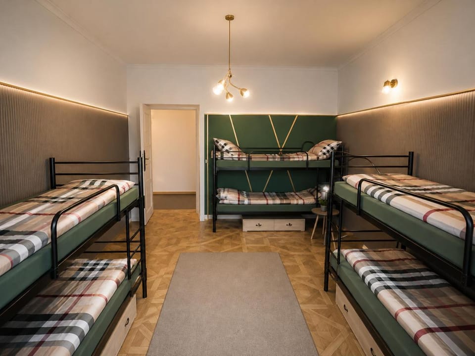 Hostel Uno-Only Women!No Alkohol! Age Limit From 18 until 55! Hostel in Krakow