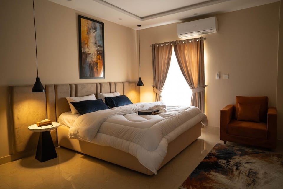 Bed, Balcony/Terrace, Bedroom, air conditioner