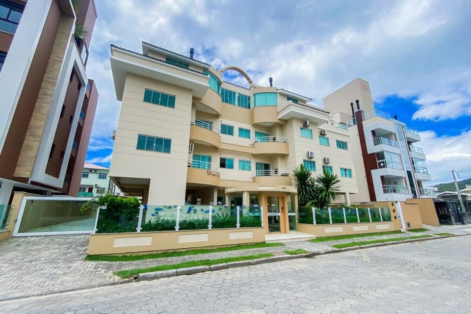 Conforto a 100m da Praia de Palmas 0179 Apartment in State of Goiás