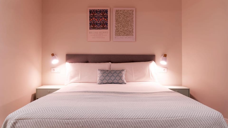Bed, Bedroom