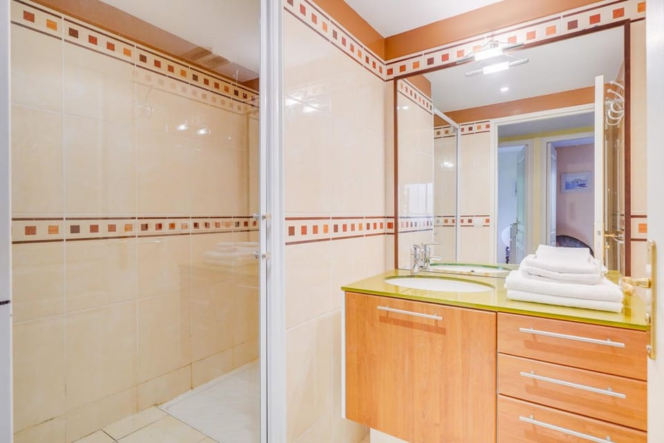 Appartement Jammes : 5 Personnes, Terrasse, Parking, Proche Plage" Apartment in Arcachon