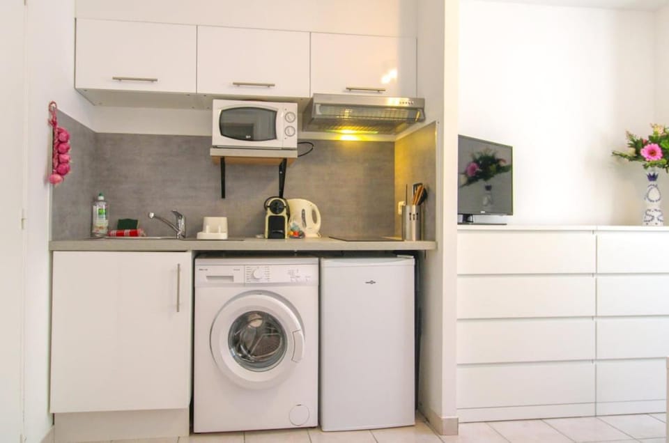 Le Jean #Central #Air conditioning #Cosy Apartment in Cannes