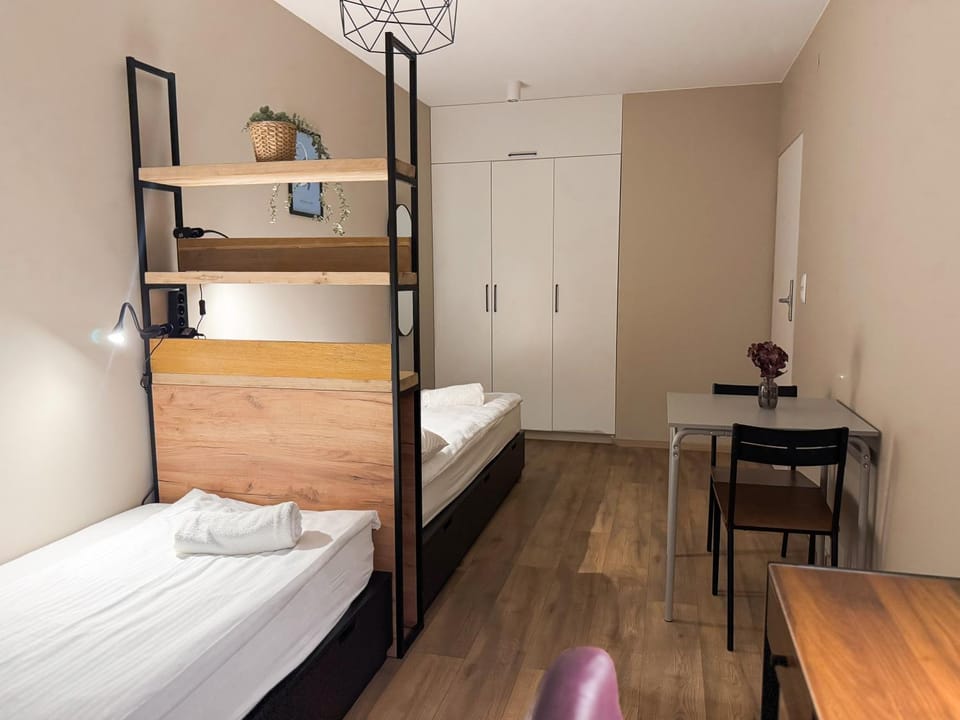 City Haven Comfort Rooms #self check-in #essentials included Apartment in Warsaw