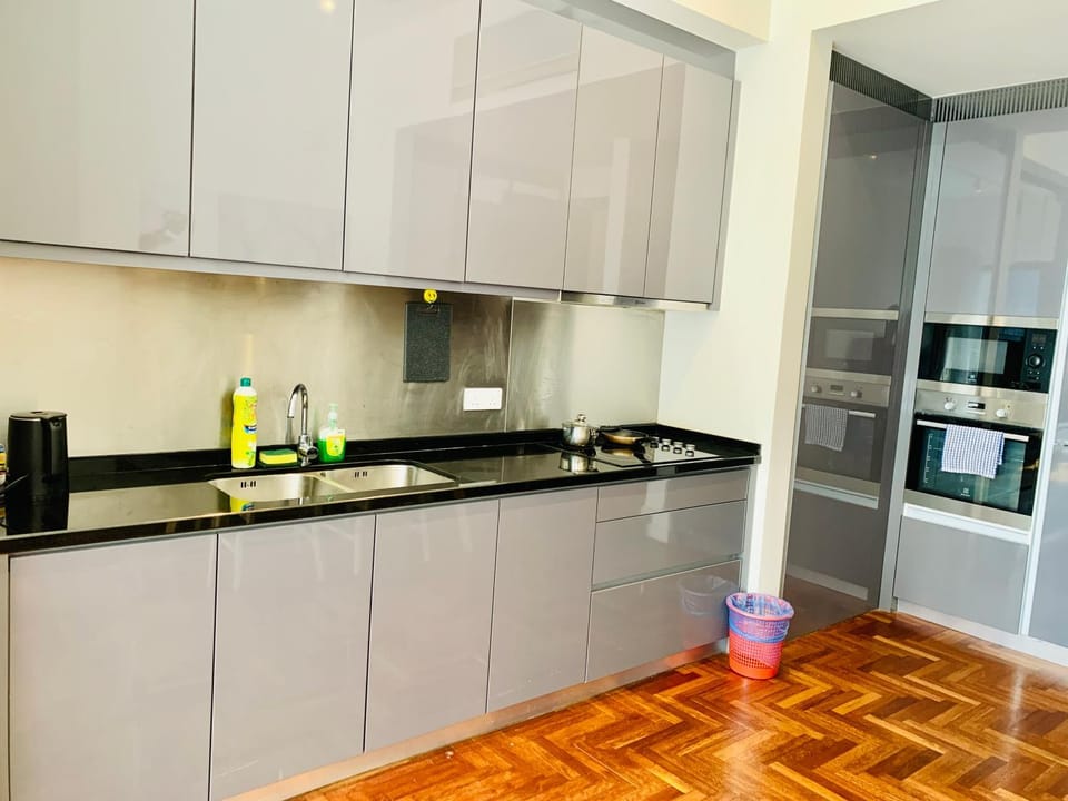 Kitchen or kitchenette, dishwasher, pet friendly, stove, kitchen