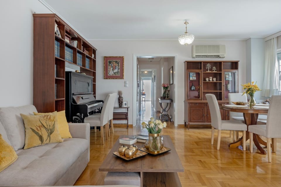 Property building, Living room