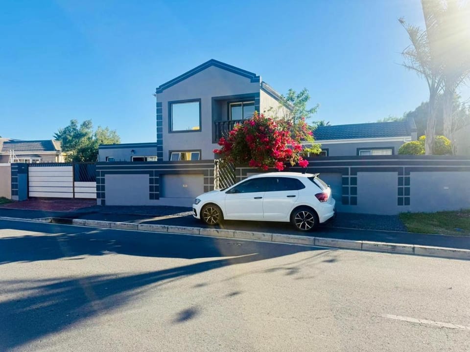 Hideaway Haven Bed and Breakfast in Cape Town