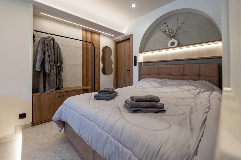 Frourio Lodge A4 Apartment in Peloponnese, Western Greece and the Ionian