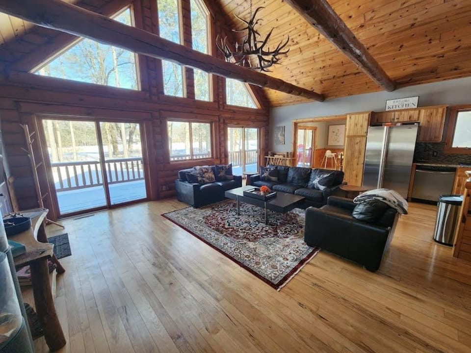 Golfview Lodge House in Wisconsin