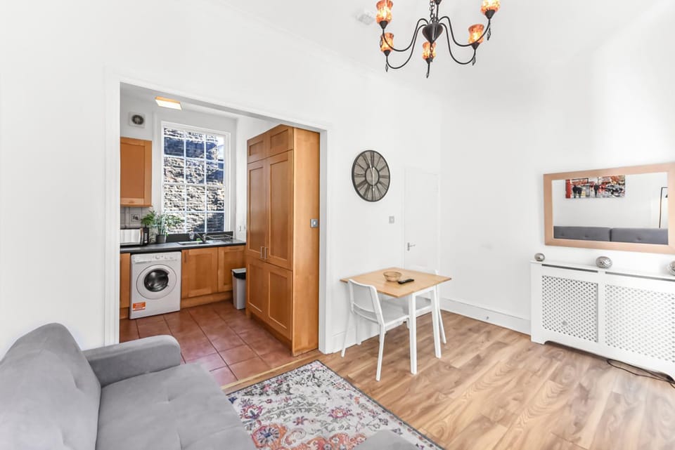 1 bed Flat 2 mins walk to Marylebone Station Apartment in City of Westminster