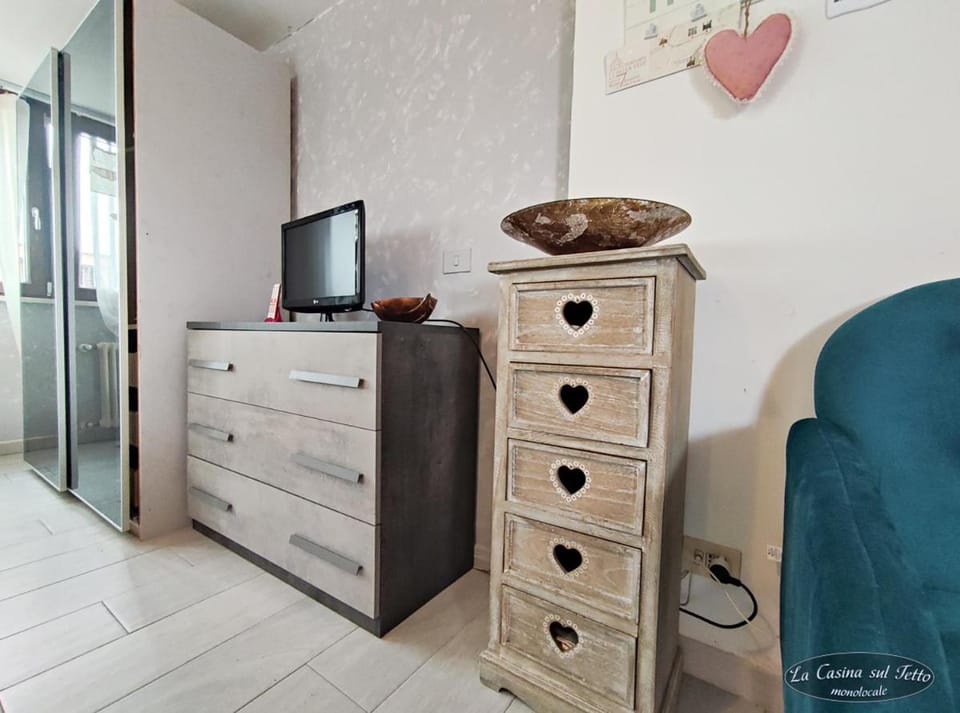 La Casina on the roof - studio Apartment in Rome