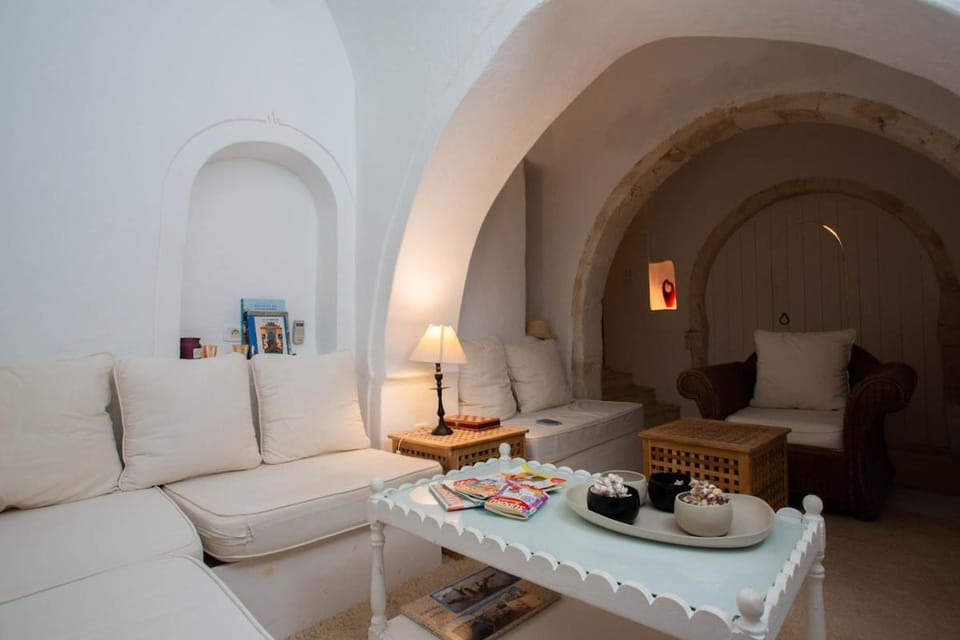 La Maison Blanche -Les Houchs De Djerba Villa in Tunisia