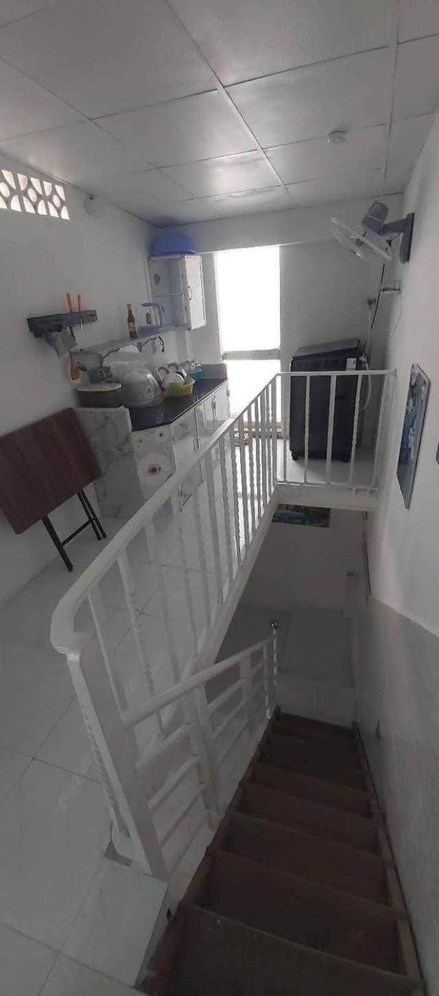Kitchen or kitchenette, Seating area, Dining area