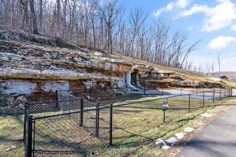 Private Hot Tub Retreat with Arcade, Free Tickets, Indoor & Outdoor Pools Near Thunder Ridge House in Ridgedale