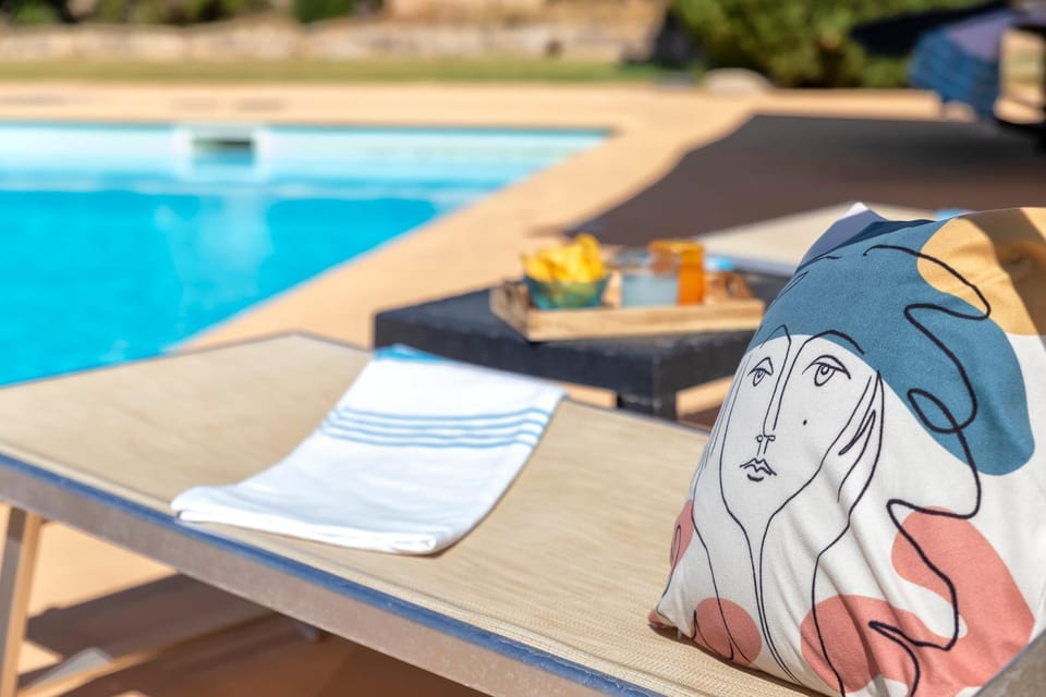 Other, Pool view, Swimming pool, sunbed, towels