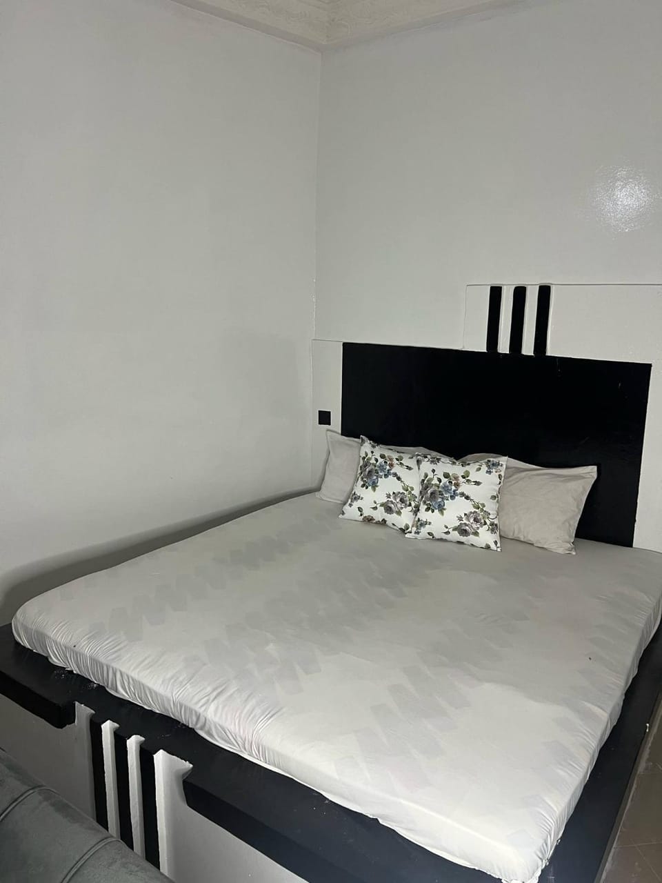 Orange Room Bed and Breakfast in Dakar