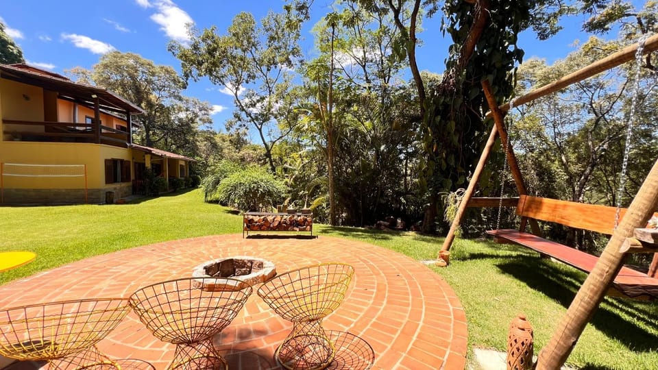 Garden, Garden view, fireplace
