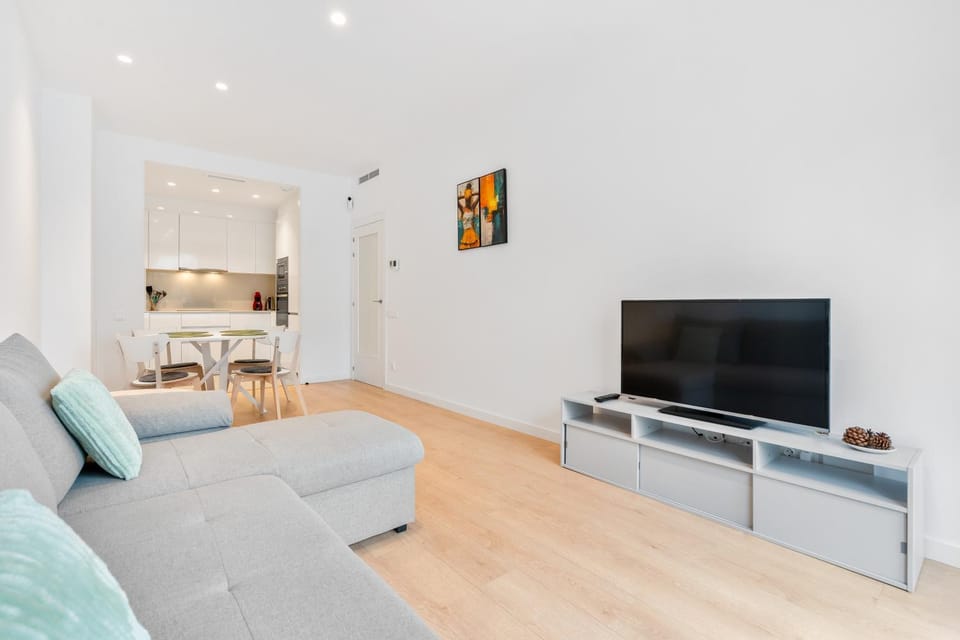 Diagonal Mar Monthly 2BR Pools Parking Apartment in Barcelona