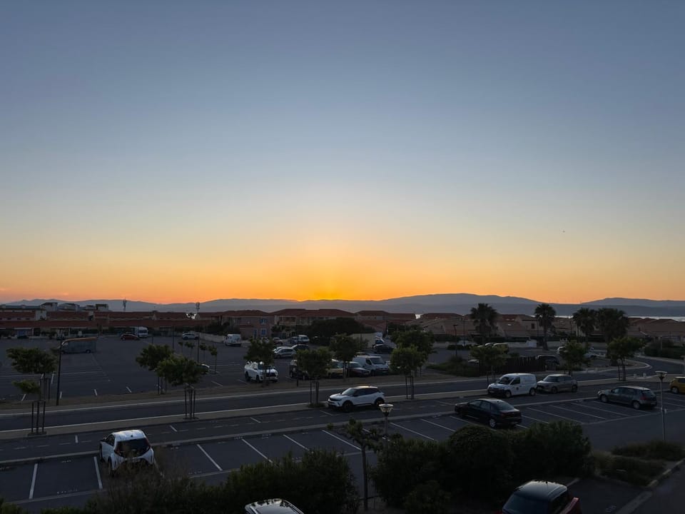 Neighbourhood, Sunset, Parking