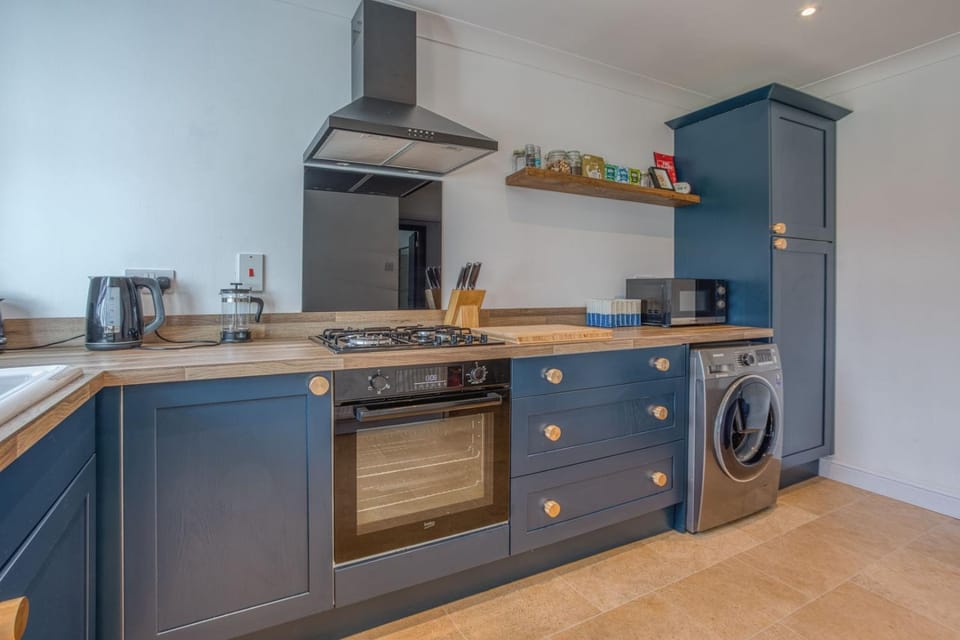 The Stowaway - Coastal Bungalow - Crabpot Cottages Hunstanton House in Hunstanton