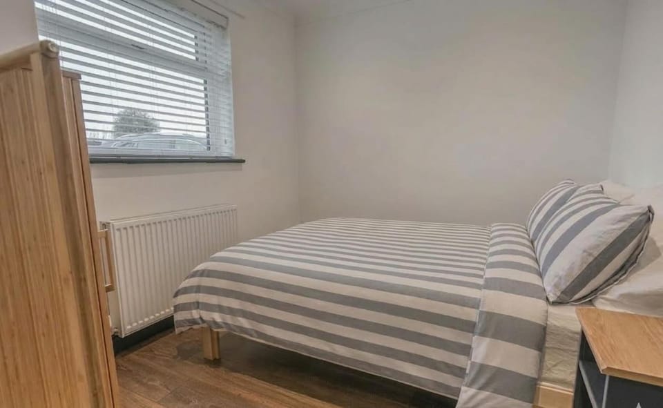 The Stowaway - Coastal Bungalow - Crabpot Cottages Hunstanton House in Hunstanton